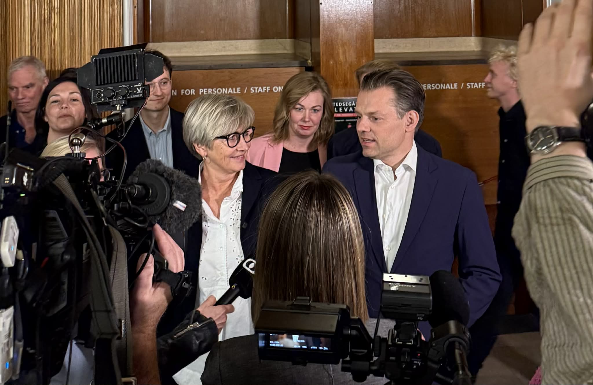 175136B1 Aee1 4B79 B058 Aae7f123e138 (1) (1)